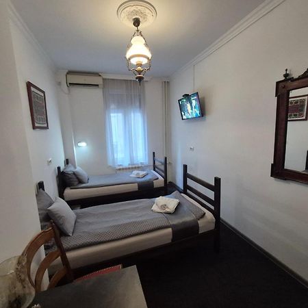 Authentic Belgrade Centre Hostel - Only Private Rooms Kültér fotó